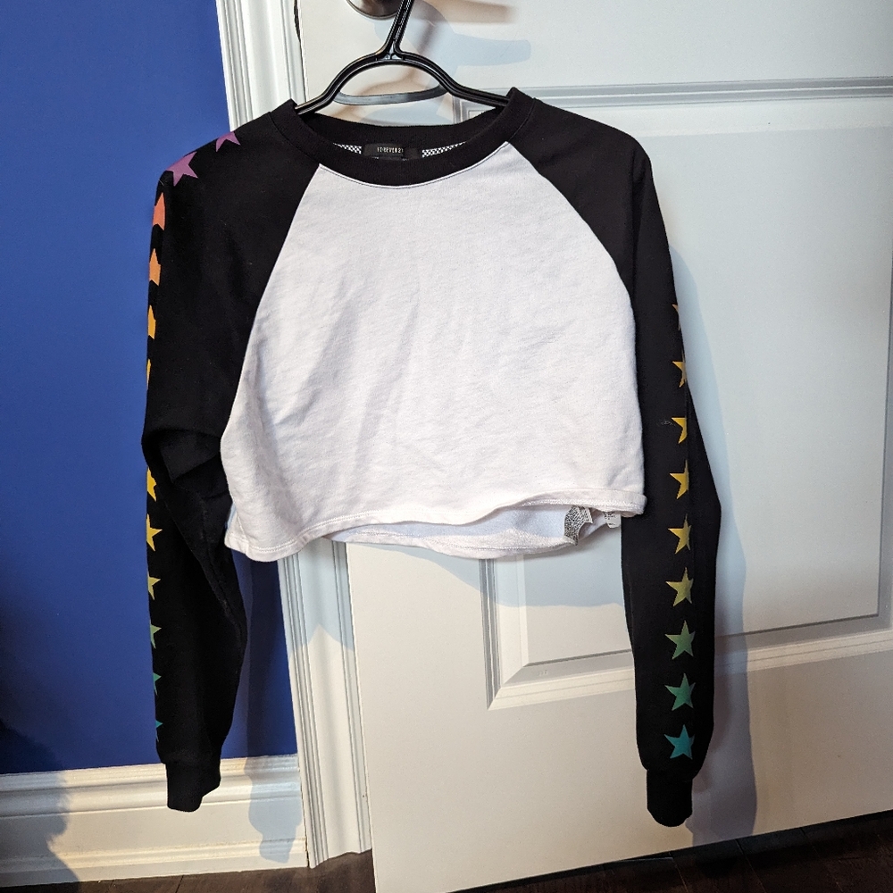 Forever 21 Raglan Crop Top with Rainbow Stars (small)